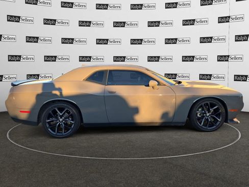 Used 2023 Dodge Challenger GT w/ Plus Package image 7