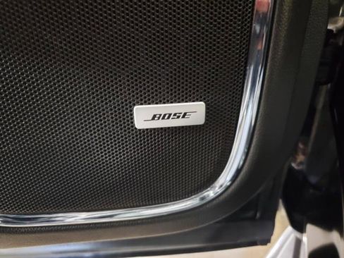 Used 2018 GMC Yukon SLE w/ SLE Value Package image 15