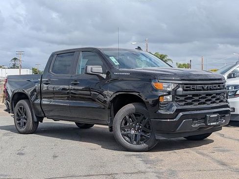 New 2026 Chevrolet Silverado 1500 Custom image 2