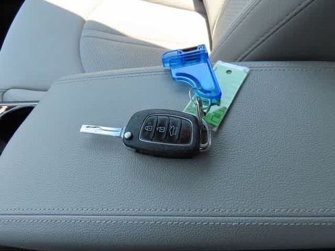 Used 2018 Hyundai Sonata SE FWD image 26