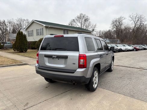 Used 2014 Jeep Patriot Sport image 29