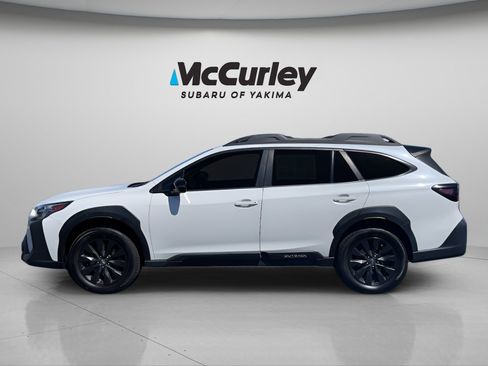 Used 2023 Subaru Outback Onyx Edition XT AWD/4WD image 3