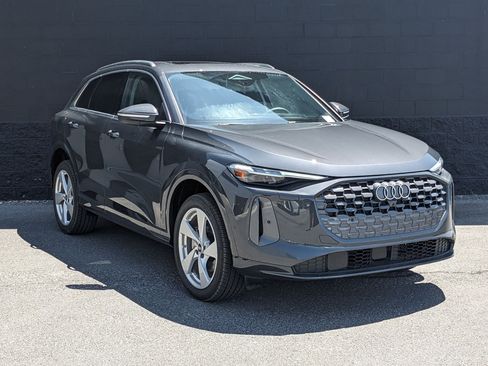 New 2025 Audi Q5 Premium Plus image 8