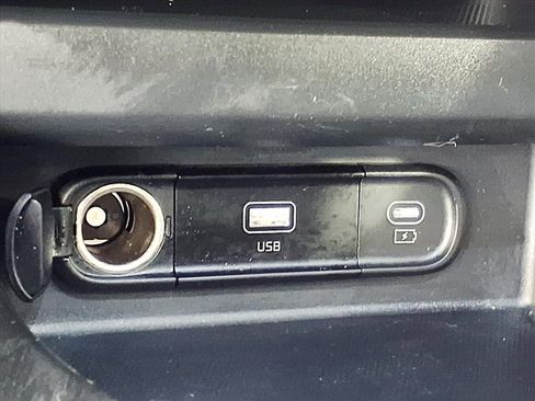 Used 2024 Kia Seltos S image 19