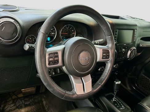 Used 2017 Jeep Wrangler Unlimited Sport AWD/4WD image 18