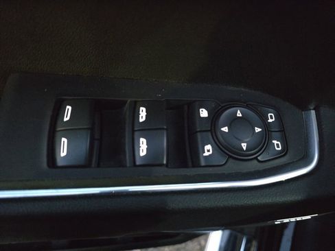 Used 2022 GMC Sierra 1500 SLT w/ SLT Premium Plus Package image 27