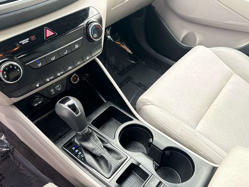 Used 2018 Hyundai Tucson SEL AWD/4WD image 20