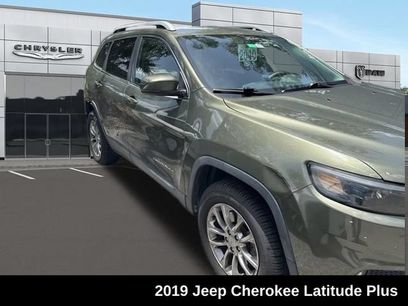 Used 2019 Jeep Cherokee Latitude Plus