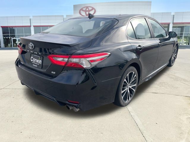 Used 2018 Toyota Camry SE w/ Audio Package FWD image 5