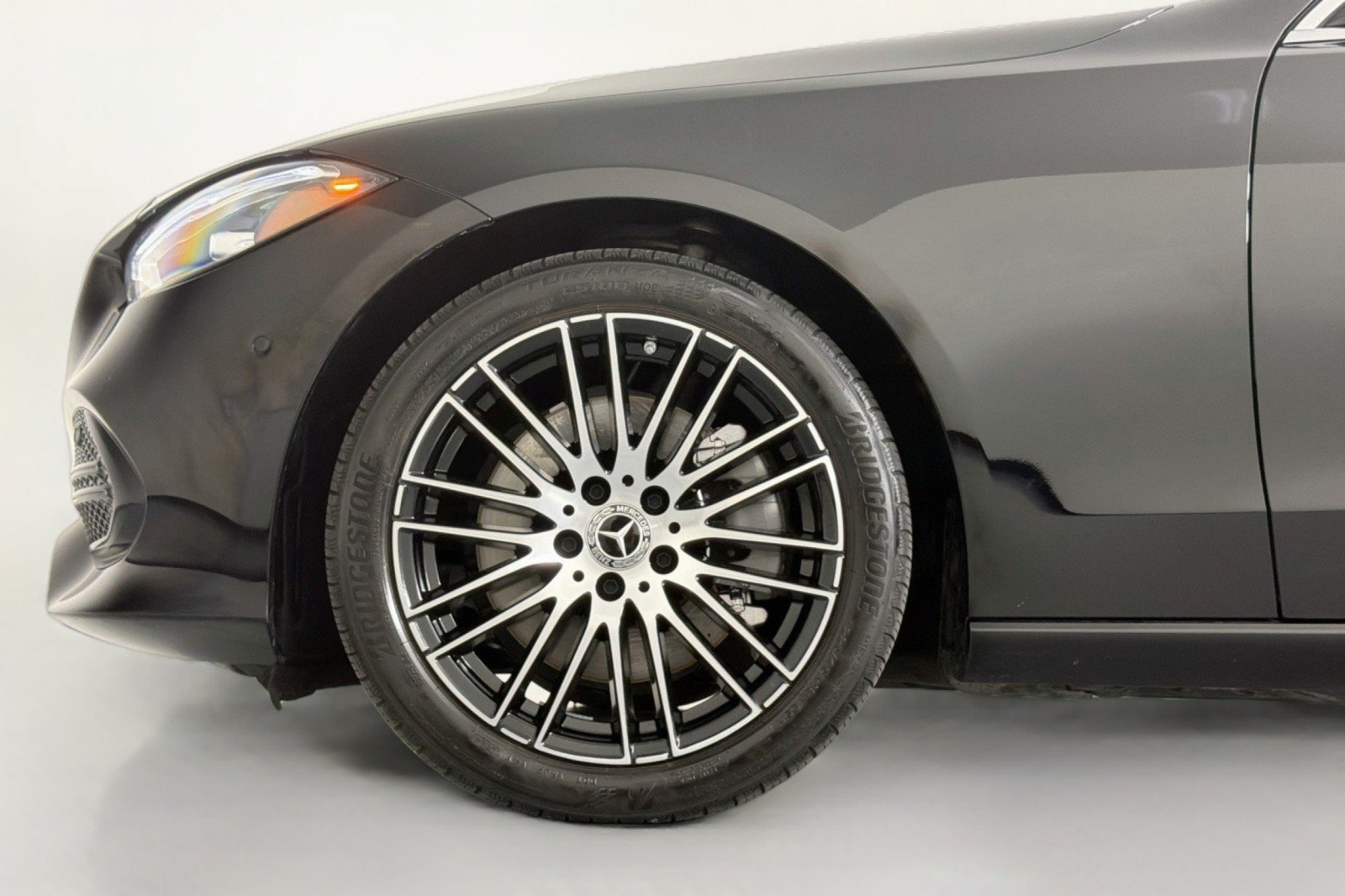 Used 2024 Mercedes-Benz C 300 Sedan image 10