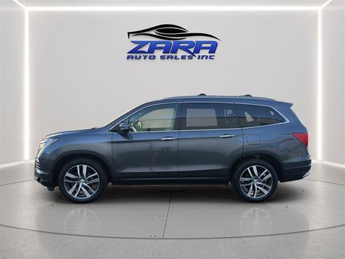 Used 2018 Honda Pilot Touring image 4