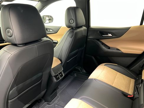 New 2027 Chevrolet Equinox ACTIV w/ Safety and Technology Package AWD/4WD image 20
