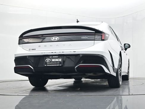 Used 2025 Hyundai Sonata SEL FWD image 44