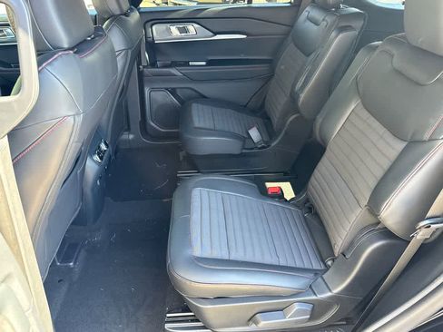 New 2026 Ford Explorer ST-Line w/ ST-Line Street Pack RWD image 18