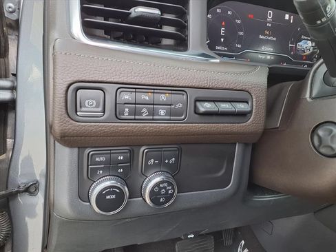 Used 2022 GMC Yukon Denali AWD/4WD image 23