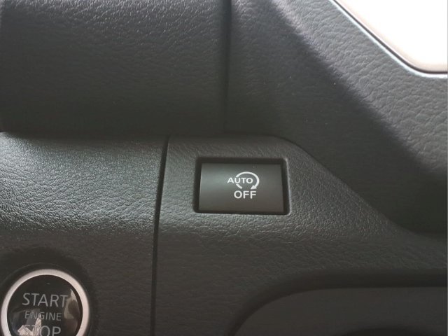 Certified 2025 Nissan Frontier SV AWD/4WD image 18