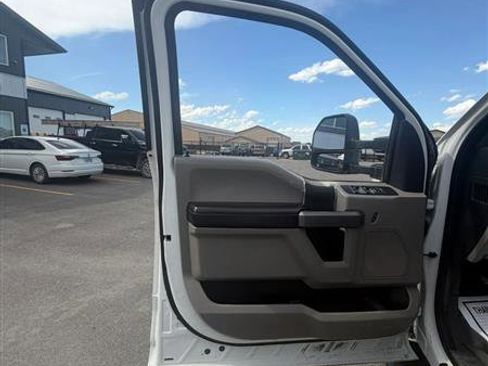 Used 2020 Ford F350 XLT w/ Snow Plow Prep Package AWD/4WD image 13