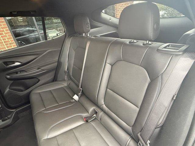 Used 2025 Buick Envista Sport Touring w/ Convenience I Package FWD image 19