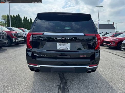New 2026 GMC Yukon XL Denali w/ Sun & Power Step Package AWD/4WD image 4