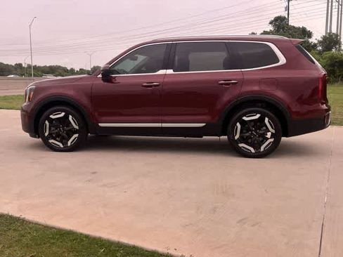 Used 2024 Kia Telluride S w/ S Sunroof Package AWD/4WD image 4
