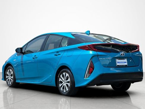 Used 2020 Toyota Prius Prime LE FWD image 3