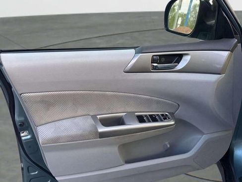 Used 2010 Subaru Forester 2.5X Premium AWD/4WD image 16