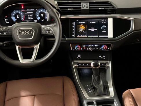 Certified 2025 Audi Q3 2.0T Premium w/ Convenience Package image 21