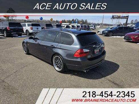 Used 2008 BMW 328xi Wagon image 3