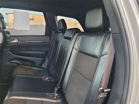 Used 2021 Jeep Grand Cherokee Laredo X image 14