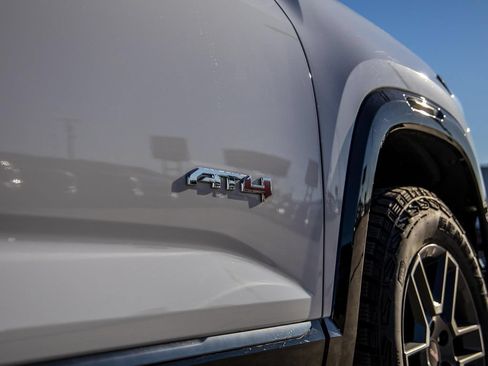 New 2026 GMC Terrain AT4 AWD/4WD image 8