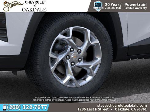 New 2026 Chevrolet Trax LS w/ LS Convenience Package FWD image 9