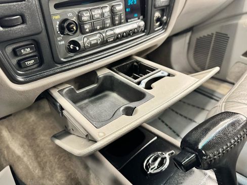 Used 1996 Chevrolet Impala SS RWD image 25