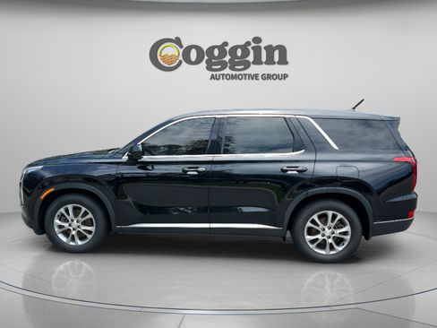 Used 2020 Hyundai Palisade SE FWD image 2