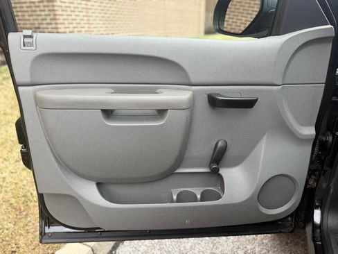 Used 2013 Chevrolet Silverado 1500 W/T image 39