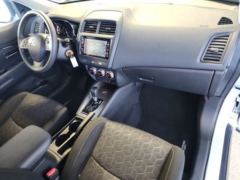 Used 2022 Mitsubishi Outlander Sport ES image 15