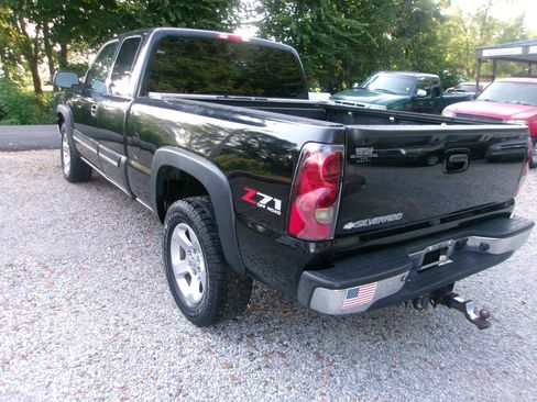 Used 2006 Chevrolet Silverado 1500 LT w/ Light Duty Power Package AWD/4WD image 18