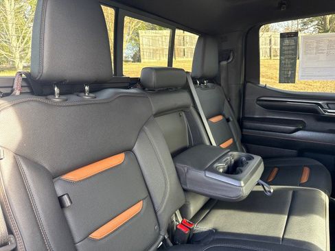 Used 2024 GMC Sierra 1500 AT4 w/ AT4 Premium Package image 46
