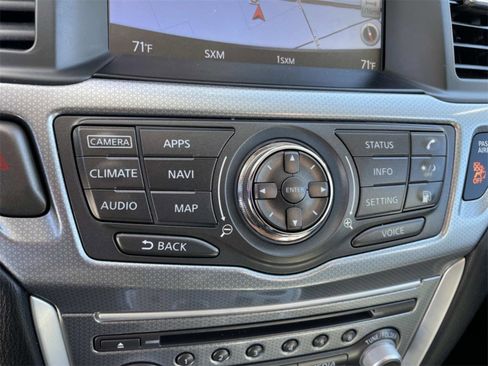 Used 2019 Nissan Pathfinder SL image 30