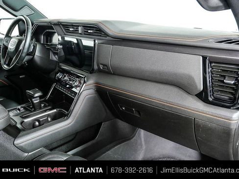 Used 2024 GMC Sierra 1500 AT4 w/ Technology Package AWD/4WD image 24