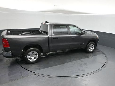 New 2026 RAM 1500 4x4 Crew Cab image 29