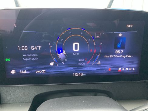 Used 2024 Chevrolet Traverse LT image 38