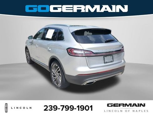 Used 2019 Lincoln Nautilus Reserve FWD image 9