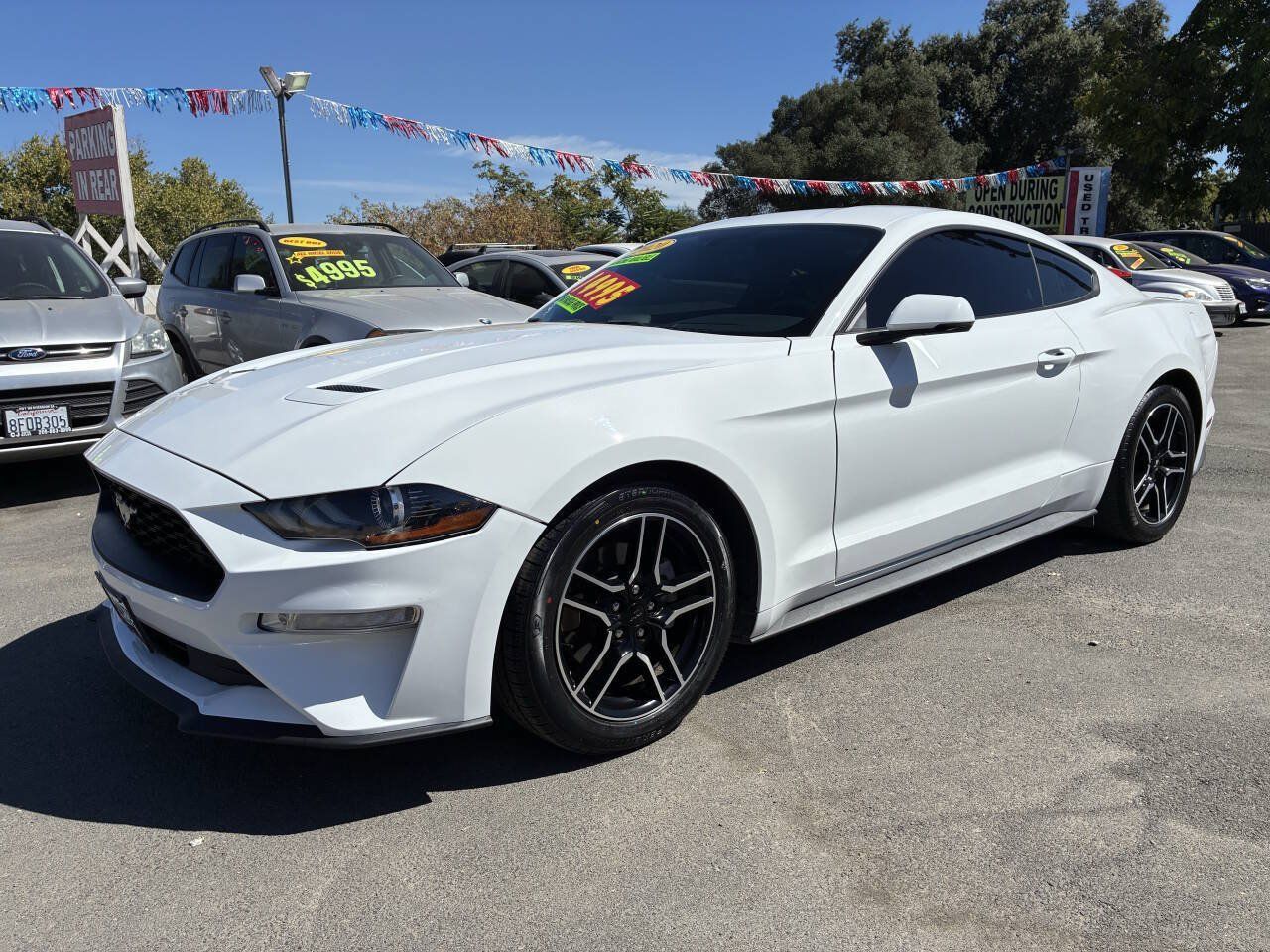 Used 2020 Ford Mustang Premium RWD image 1