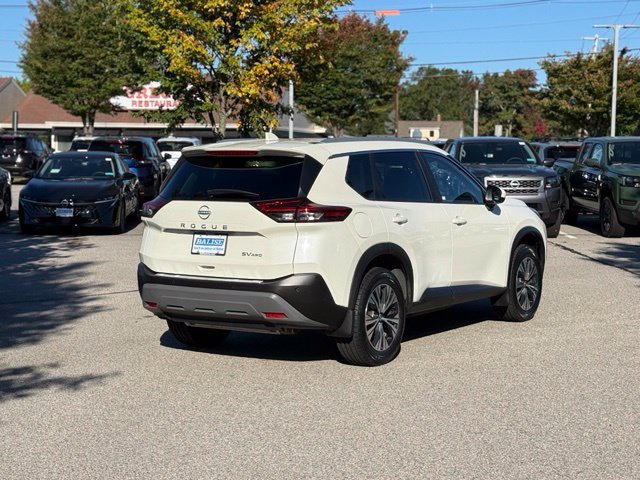 Certified 2023 Nissan Rogue SV w/ SV Premium B Package AWD/4WD image 4