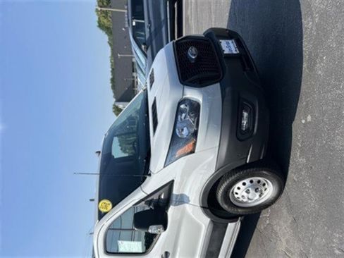 Used 2023 Ford Transit 150 Low Roof AWD image 8