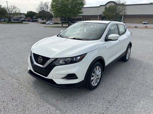 Used 2021 Nissan Rogue Sport S image 15