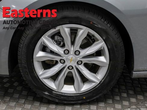 Used 2024 Chevrolet Malibu LT image 31