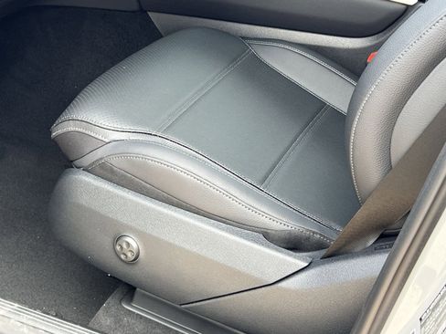 New 2026 Mercedes-Benz GLC 300 4MATIC image 12