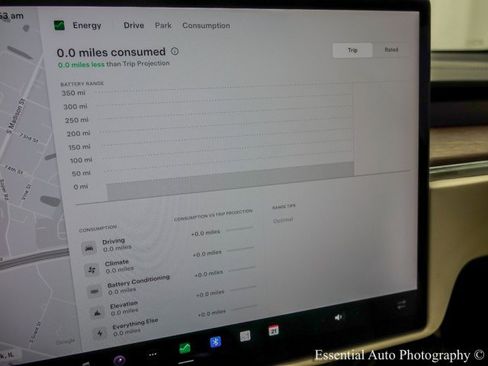 Used 2022 Tesla Model S image 22