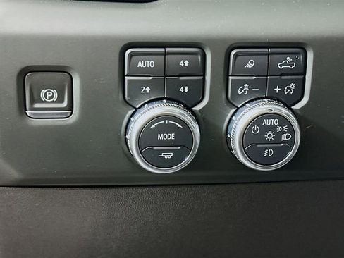 Certified 2024 GMC Sierra 1500 Denali w/ Denali Reserve Package AWD/4WD image 11